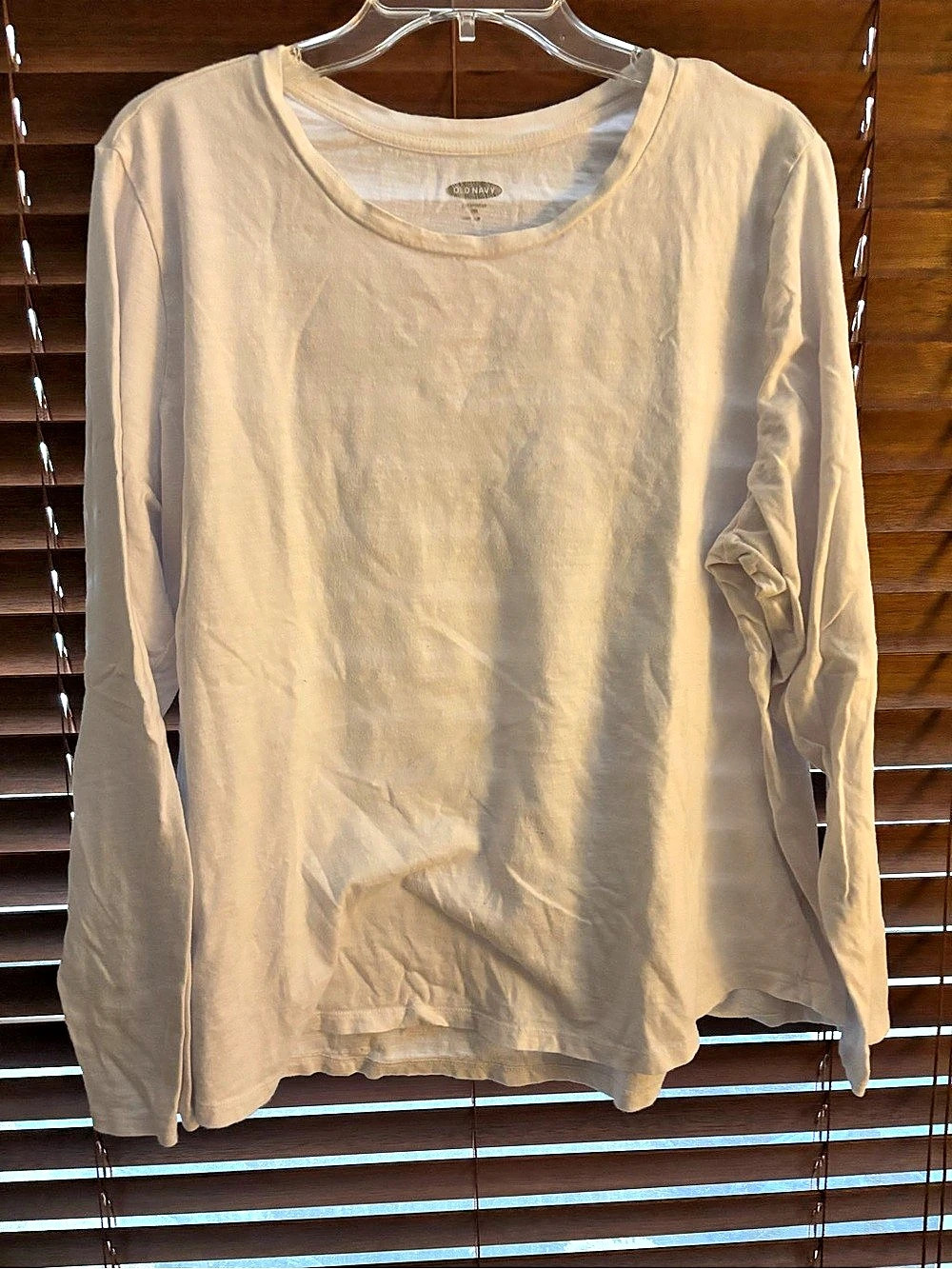 Old Navy EveryWear Long-Sleeve T-Shirt Long Sleeve Tee in White size xxl